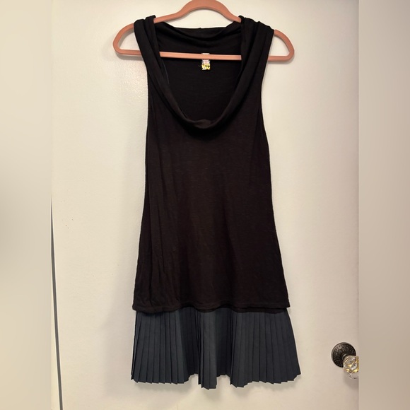 Free People Dresses & Skirts - Free People Black Sleeveless dress with Pleated navy blue Hem